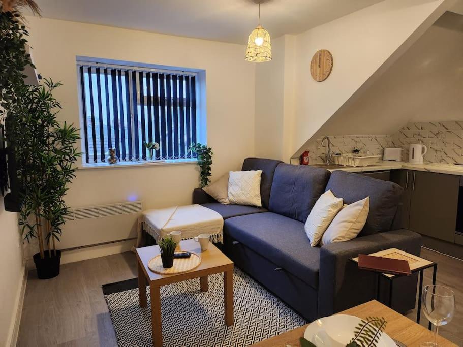 Supervalue Suite 7 - Fast Wifi, Hotel Linen, Keyless Entry, City Only 10 Mins - By Property Promise Cardiff Extérieur photo