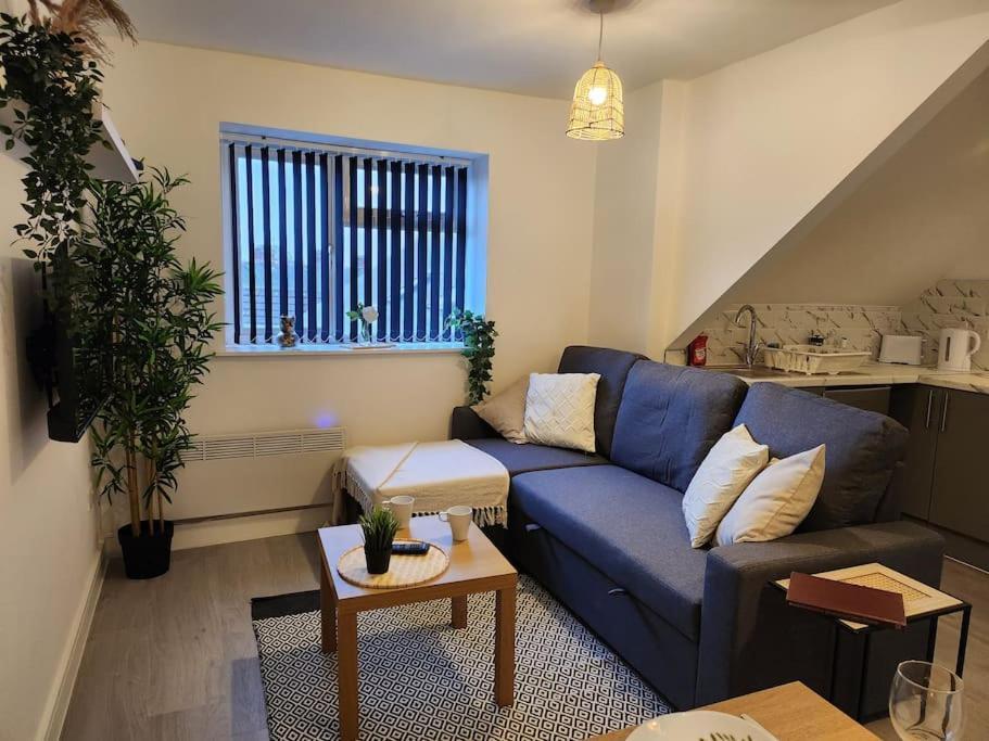 Supervalue Suite 7 - Fast Wifi, Hotel Linen, Keyless Entry, City Only 10 Mins - By Property Promise Cardiff Extérieur photo